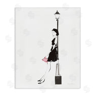 Avery Tillmon | Parisian Female Light Post