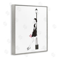 Avery Tillmon | Parisian Female Light Post