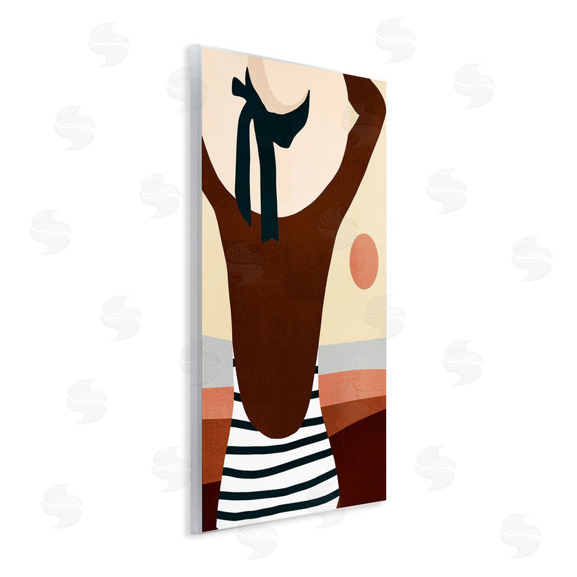 Victoria Borges | Female Back at Beach Coast