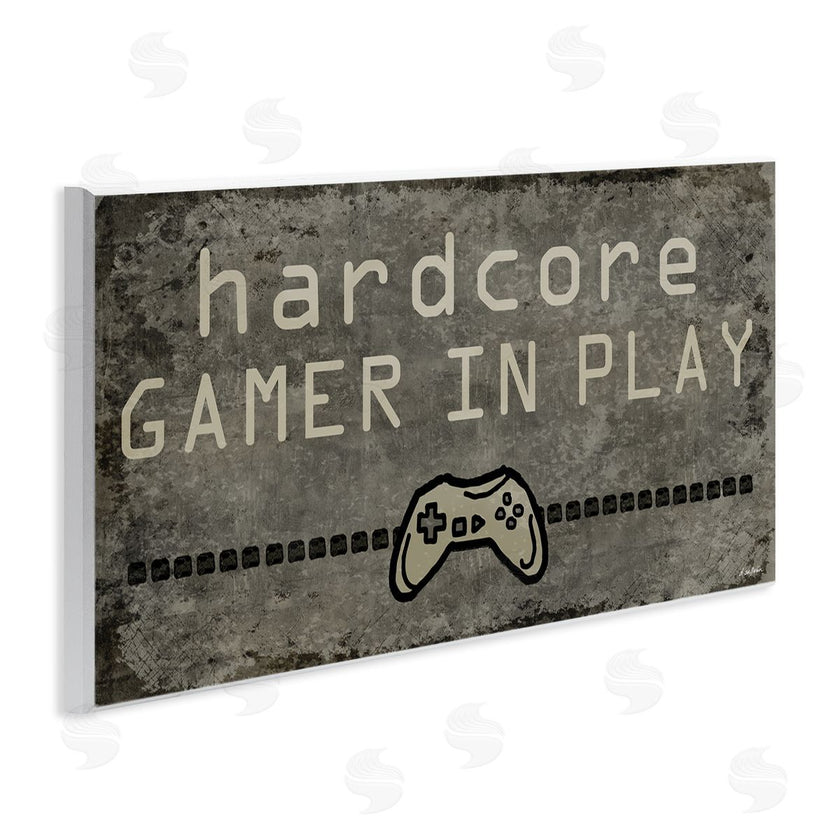 Denise Sullivan | Hardcore Gamer In Play Controller