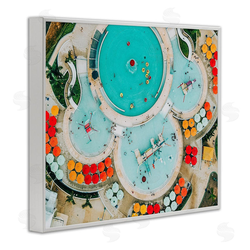 Ziwei Li | Tropical Pool Resort Circles