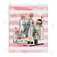 Ziwei Li | Fashion Jars Pink Cosmetic Accessories