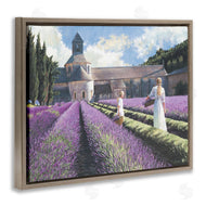 Heide Presse | Women in Lavender Field Countryside Architecture