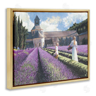 Heide Presse | Women in Lavender Field Countryside Architecture