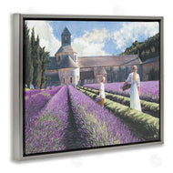 Heide Presse | Women in Lavender Field Countryside Architecture