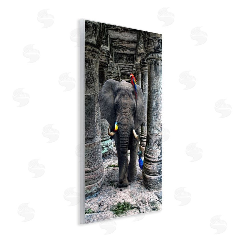 Ziwei Li | Elephant Jungle Birds Stone Columns