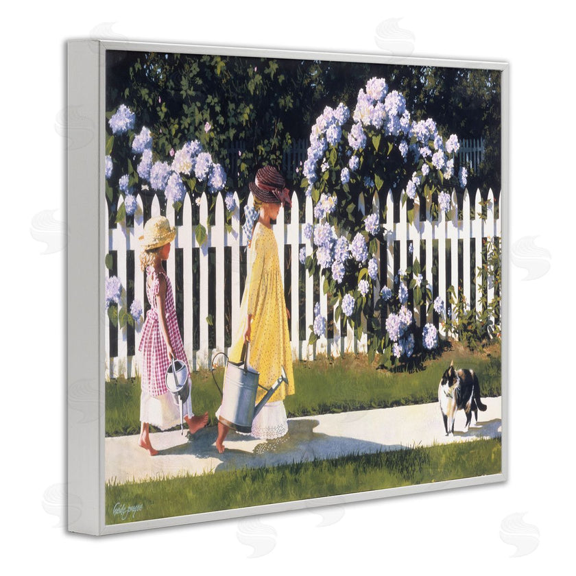Heide Presse | Girls Gardening Picket Fence