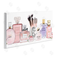 Amanda Greenwood | Fashion Fragrance Glam Accessories
