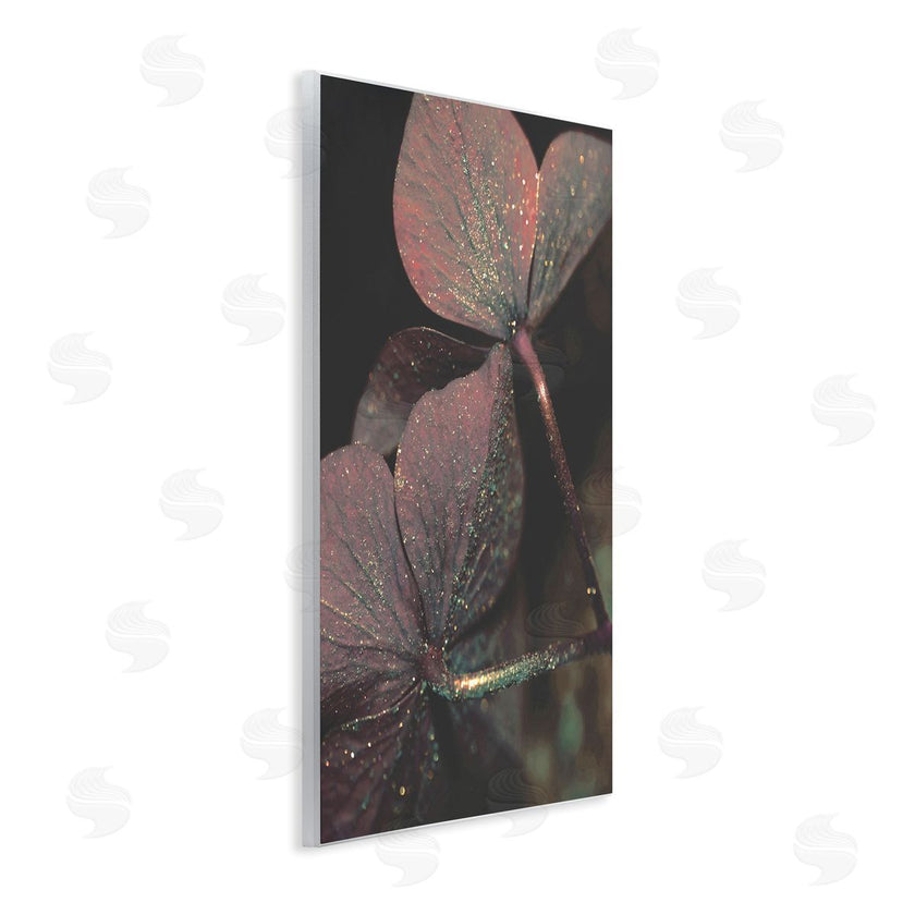 Stupell Studio | Red Sparkle Warm Tone Clover