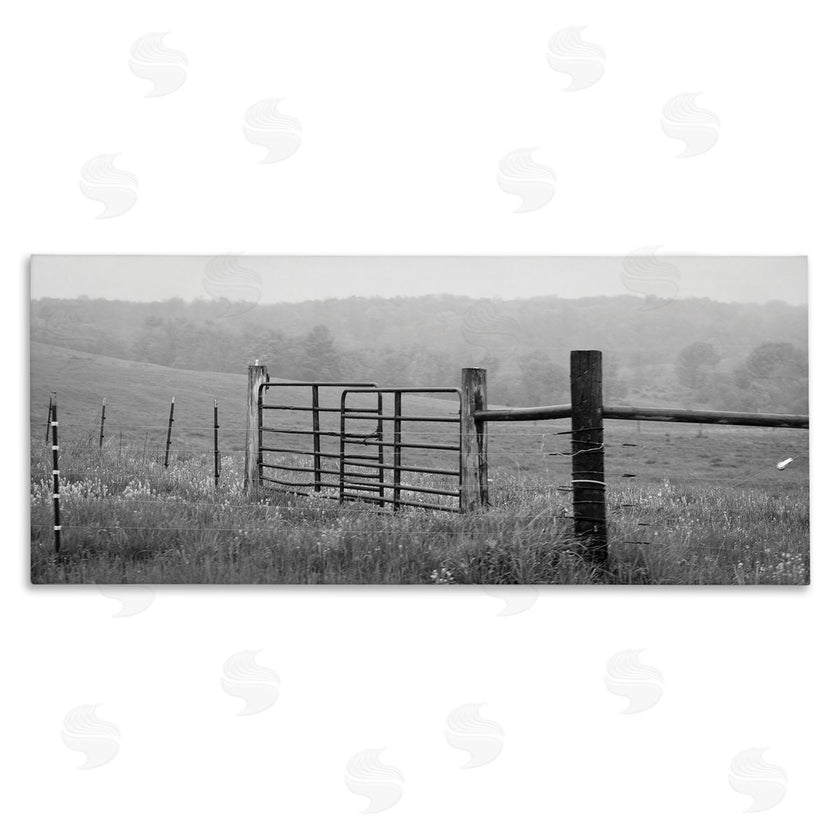 Nick Saez | Countryside Farmland Front Gate
