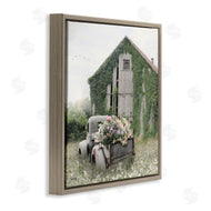 Lori Deiter | Magical Farmhouse Barn with Vines