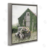 Lori Deiter | Magical Farmhouse Barn with Vines