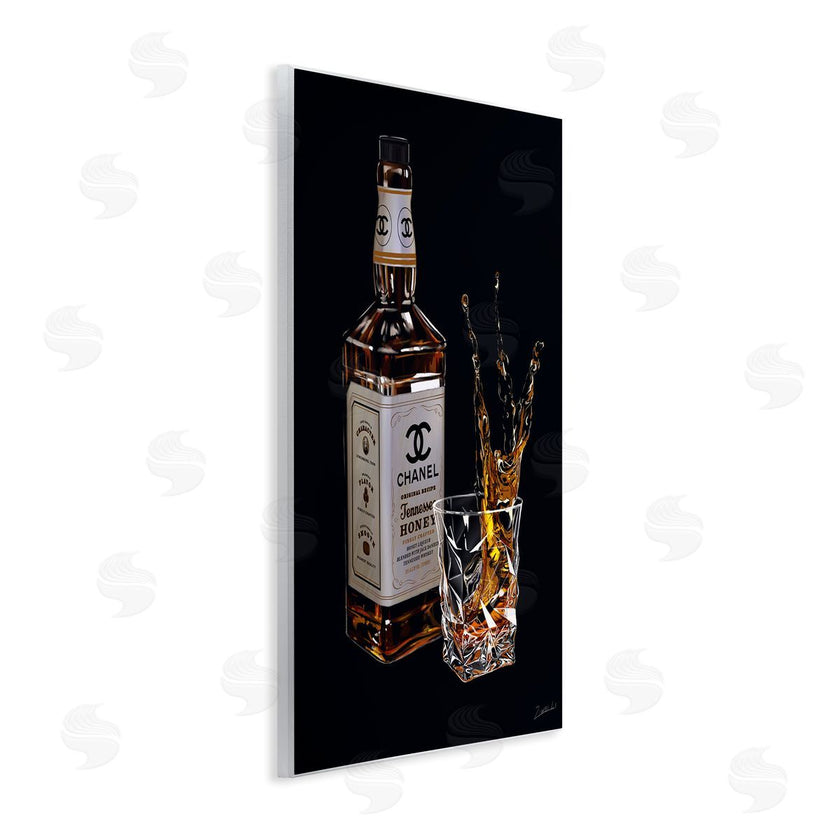 Ziwei Li | Splashing Liqueur Glam Whiskey Bottle
