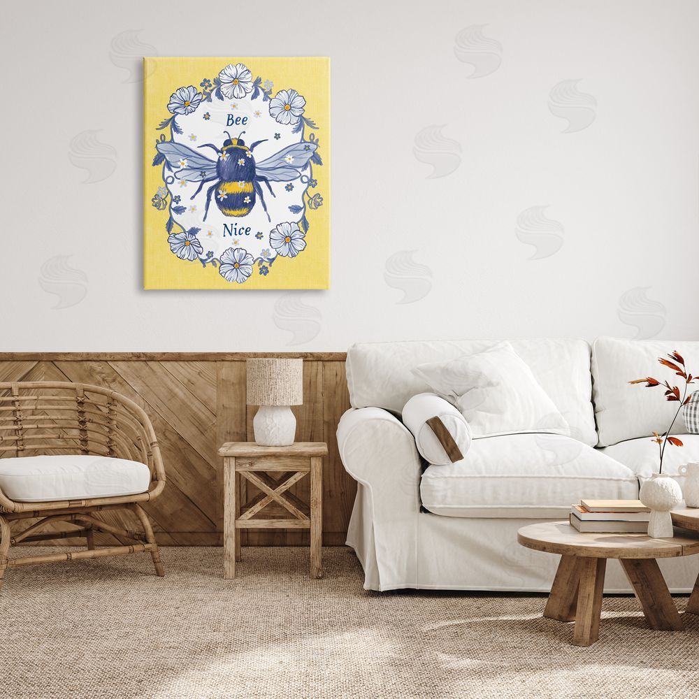 Be Ni La Bee Nice Floral Insect Wreath