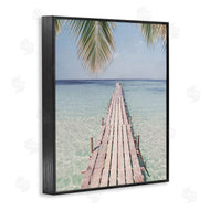 Sisi and Seb | Tropical Dock on Beach