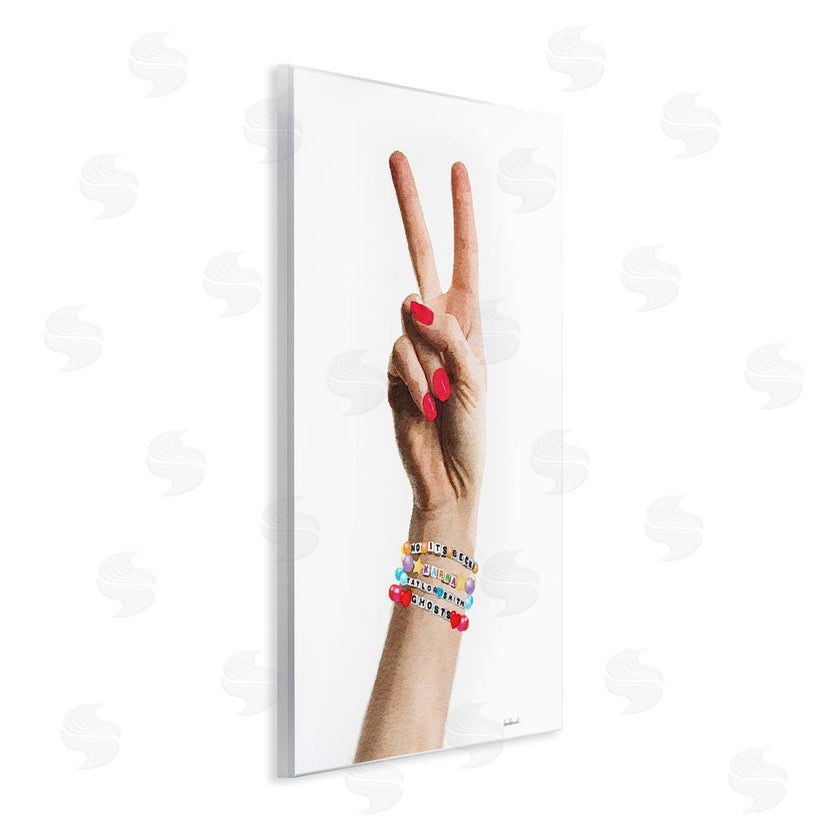 Amanda Greenwood | Peace Sign Hand