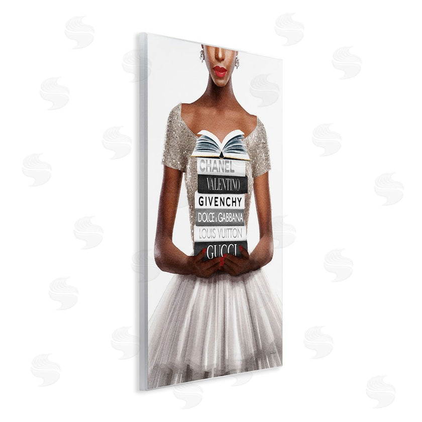 Amanda Greenwood | Trendy Girl with Books