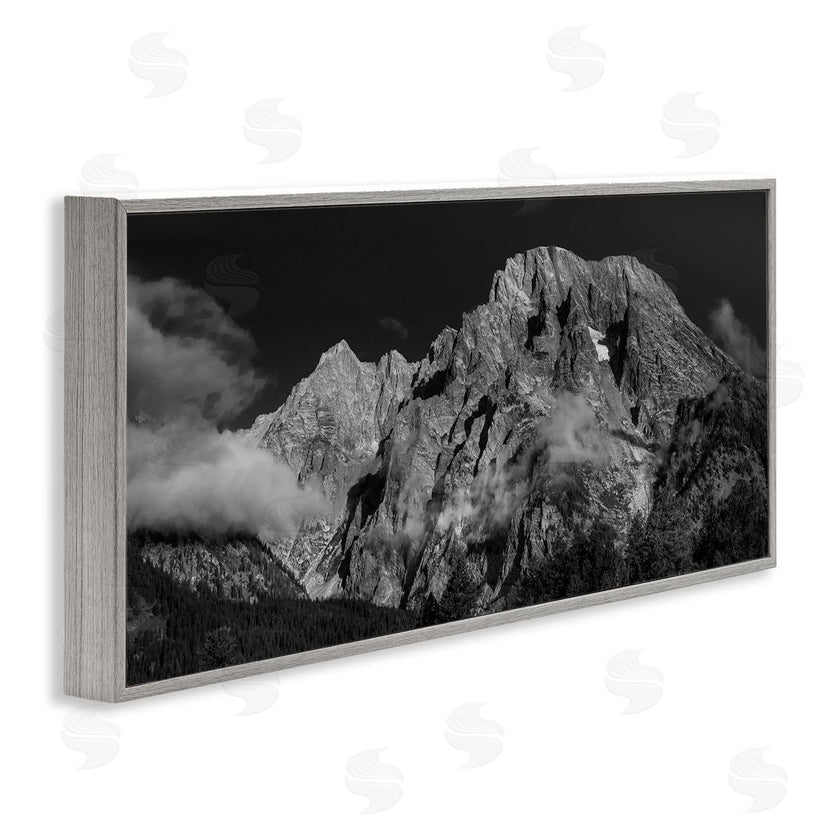 Daniel Sproul | Dark Mountain Range
