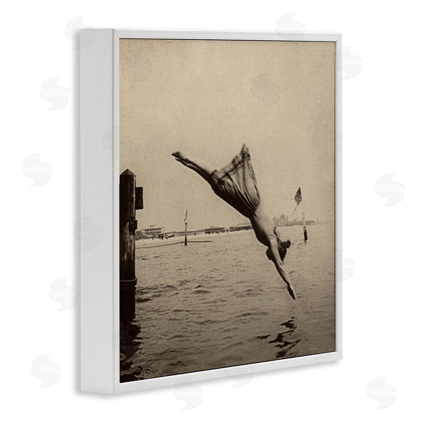Graffitee Studios | Vintage Diving Girl