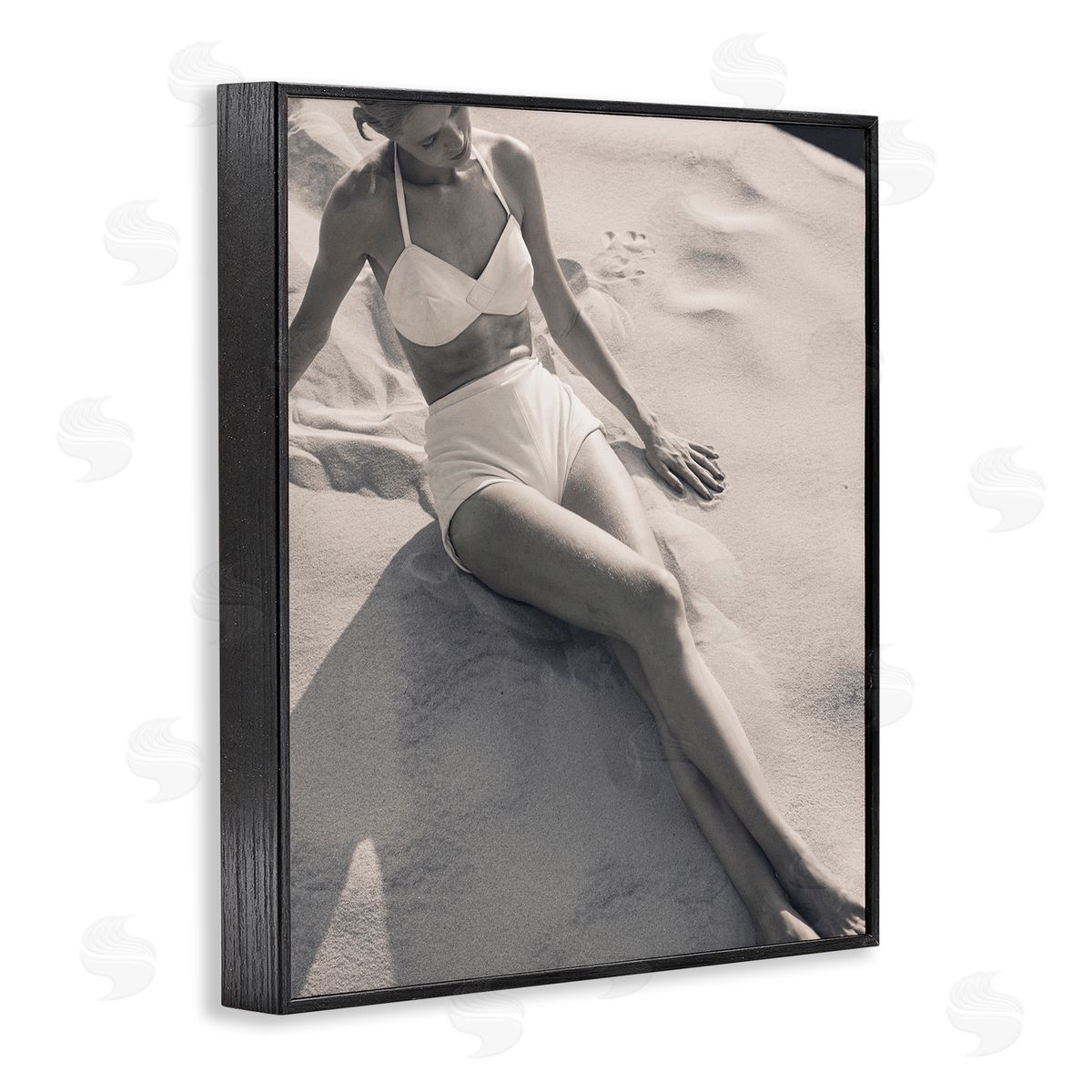 Graffitee Studios | Beach Fashion Photography
