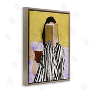 Design Fabrikken | Girl Reading in Bed