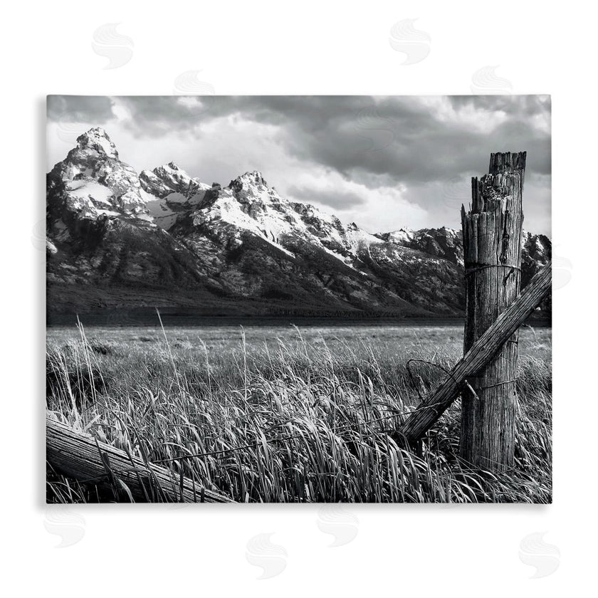 Steve Toole | Grassland Fence Photography