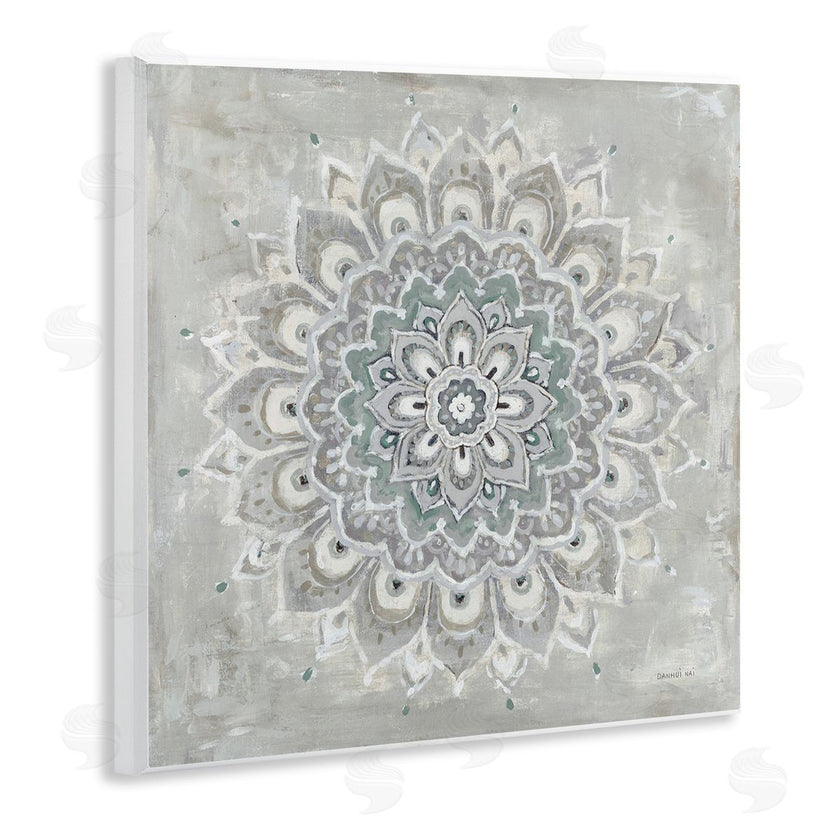 Danhui Nai | Gentle Mandala Flower