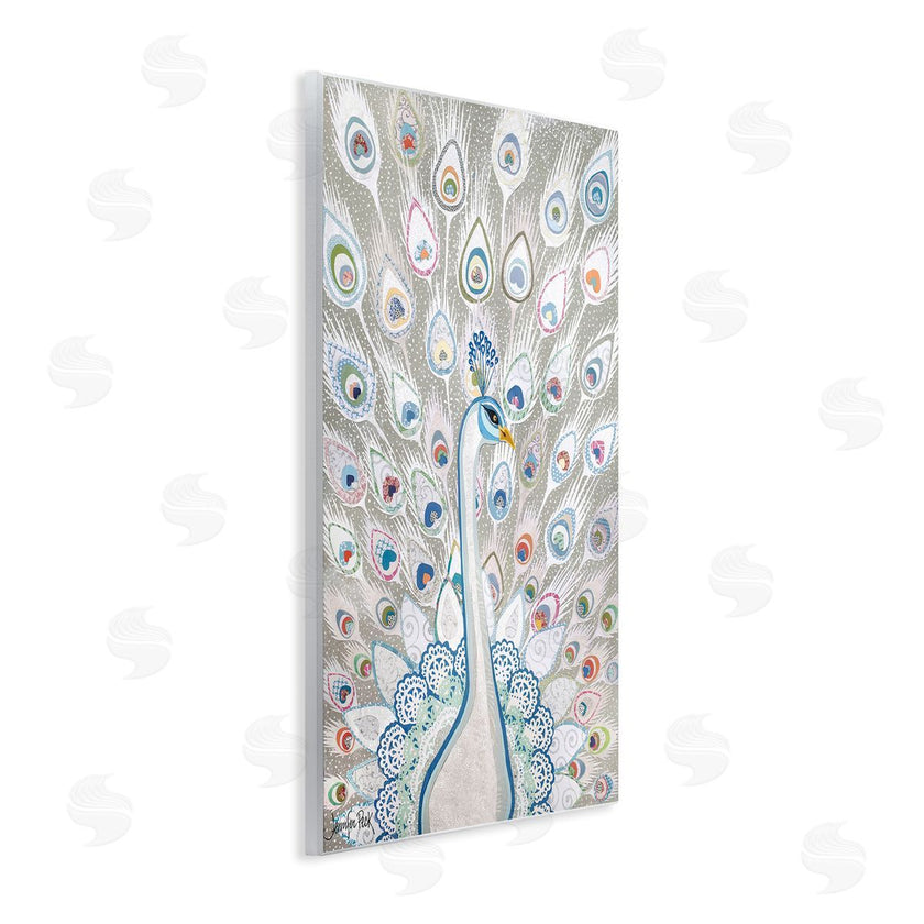 Jennifer Peck | Neutral Peacock Tail Pattern