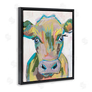 Valerie Weiners | Vivid Cow Visage
