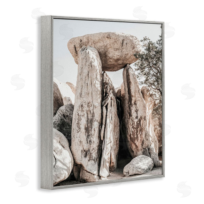 Incado | Balanced Rock Formation