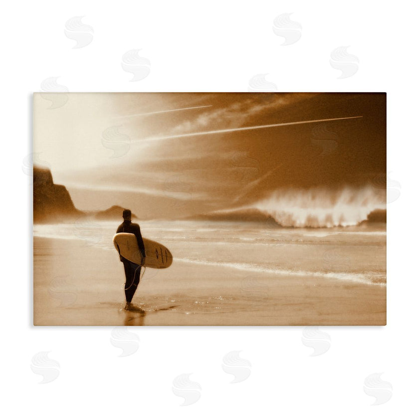 Noah Bay | Out Of The Sun Surfer