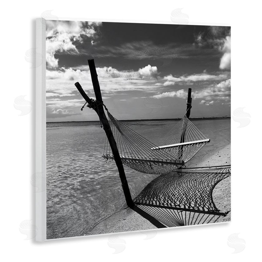 Noah Bay | Windward Beach Hammock