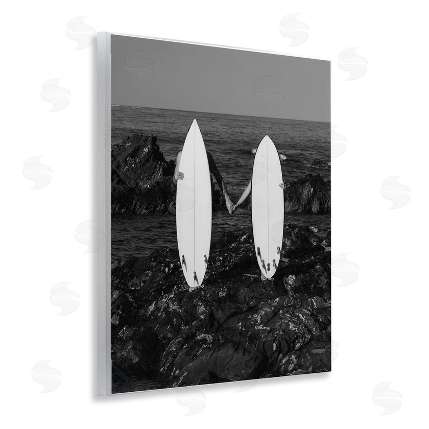 Stupell Studio | Romantic Surfer Couple