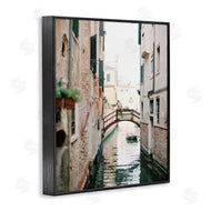 Justine Milton | Couple on Canal Bridge