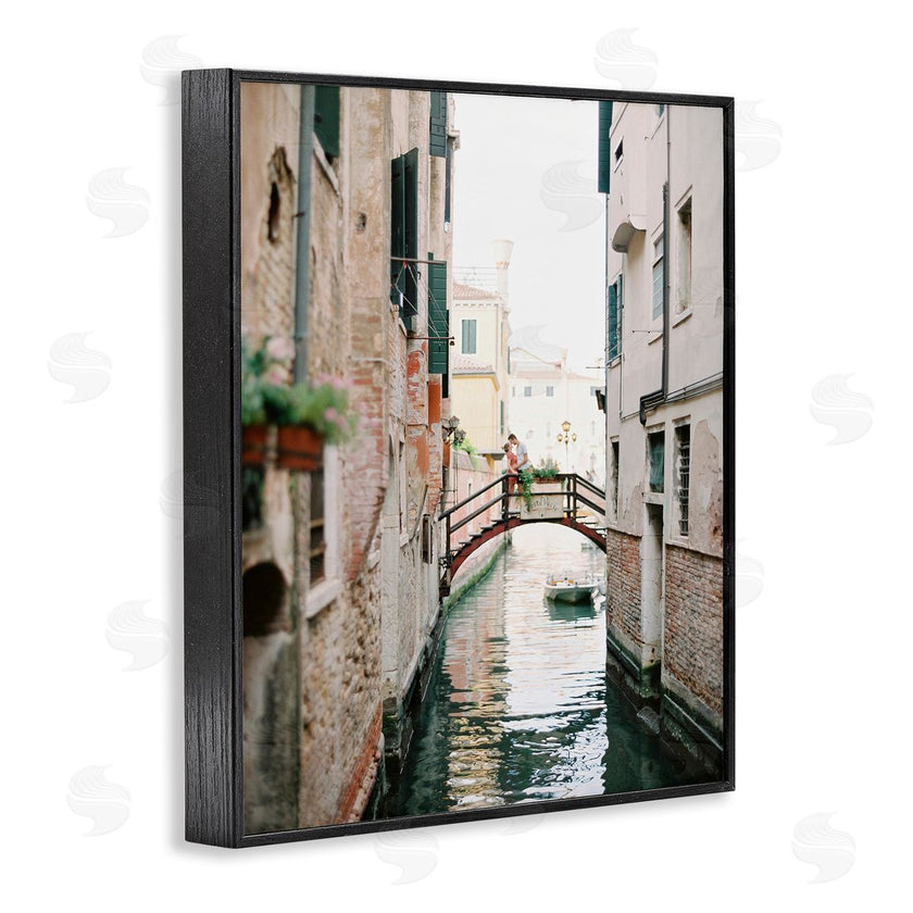Justine Milton | Couple on Canal Bridge
