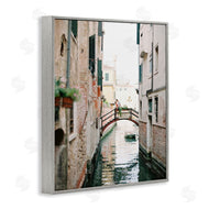 Justine Milton | Couple on Canal Bridge