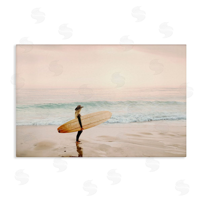 Sisi and Seb | Surfer Cowgirl on Beach