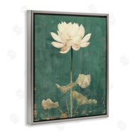 RileyB | Vintage Floral Bud