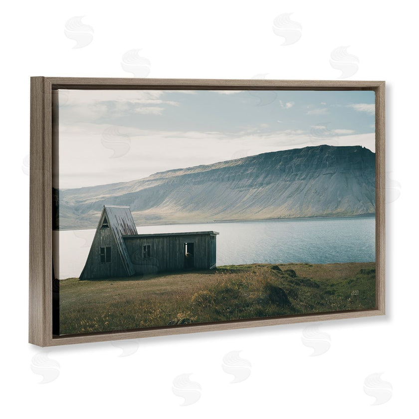 Max Blakesberg Studios | Icelandic Mountain Shore