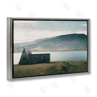 Max Blakesberg Studios | Icelandic Mountain Shore