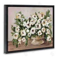 Amanda Hilburn | Traditional Beige Flowers
