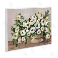Amanda Hilburn | Traditional Beige Flowers