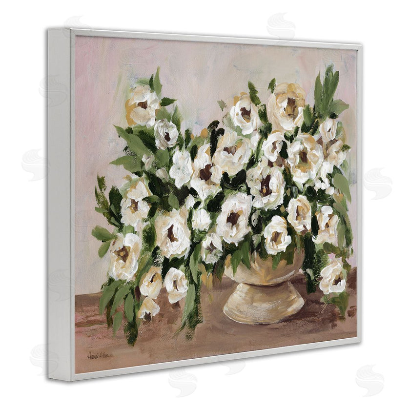 Amanda Hilburn | Traditional Beige Flowers