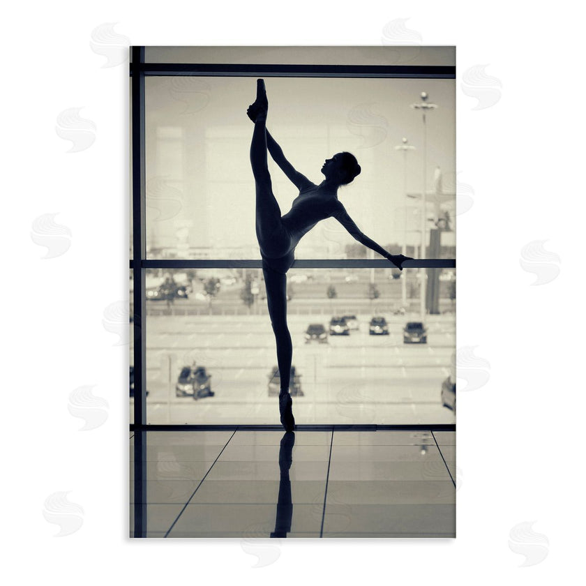 Incado | Practicing Ballerina Stance
