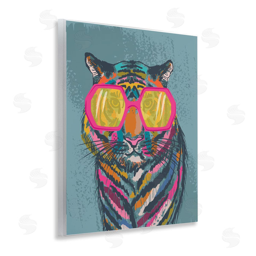 Lisa Perry Whitebutton | Bright Fashion Tiger