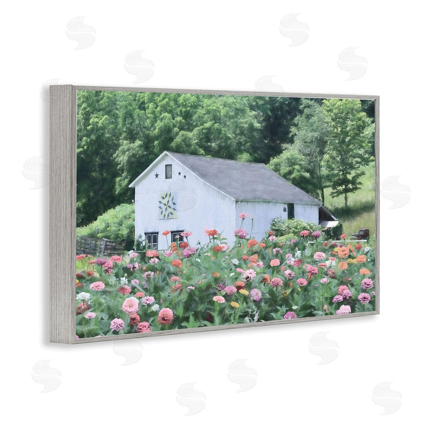 Lori Deiter | Countryside House in Garden