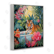 Heidi Kuntz | Tiger in Luxurious Bath