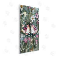 The Dutch Lady | Beautiful Moth over Florals