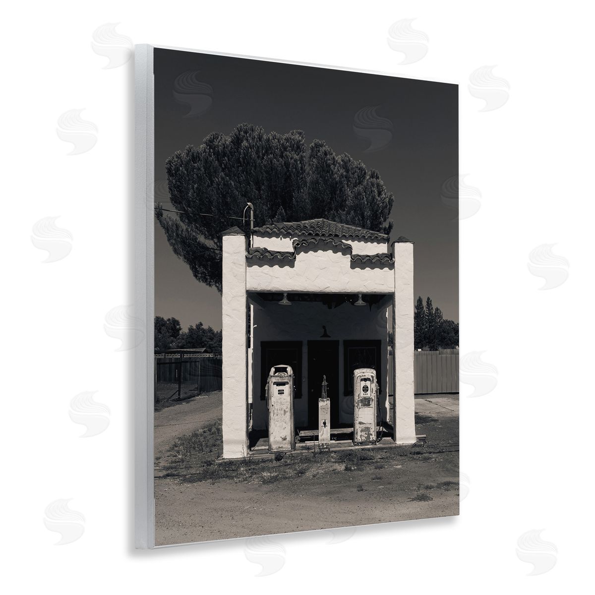 Dan Katz | Ancient Service Station Photograph