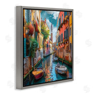 LSR Creative Studio | Venetian Summer Canal